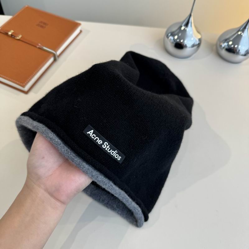 Acne hat (1053)
