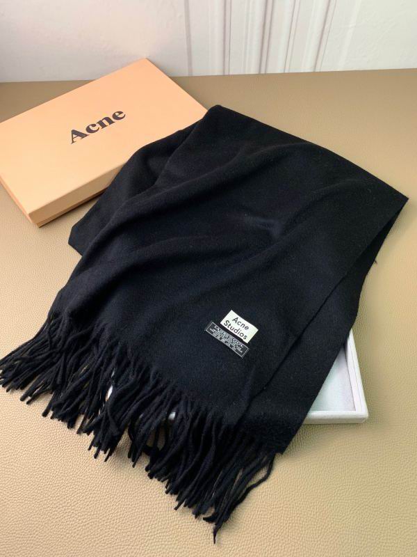 Acne scarf hm (17)