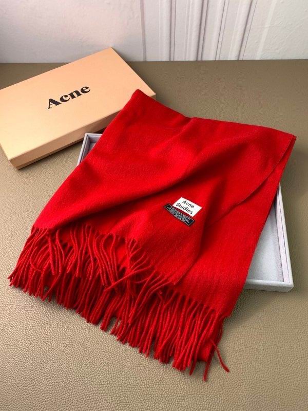 Acne scarf hm (3)