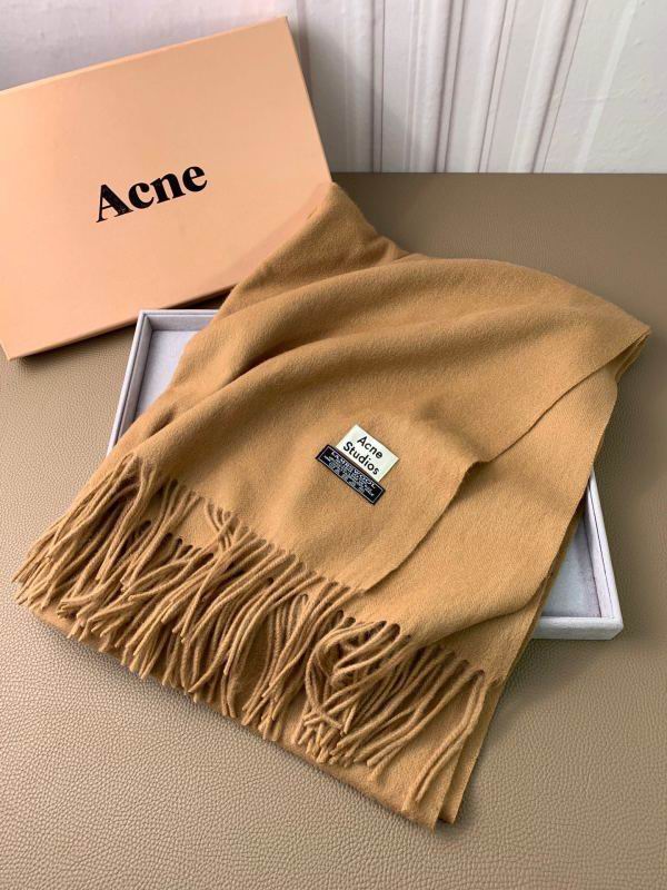 Acne scarf hm (7)