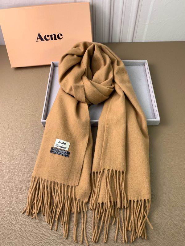 Acne scarf hm (8)