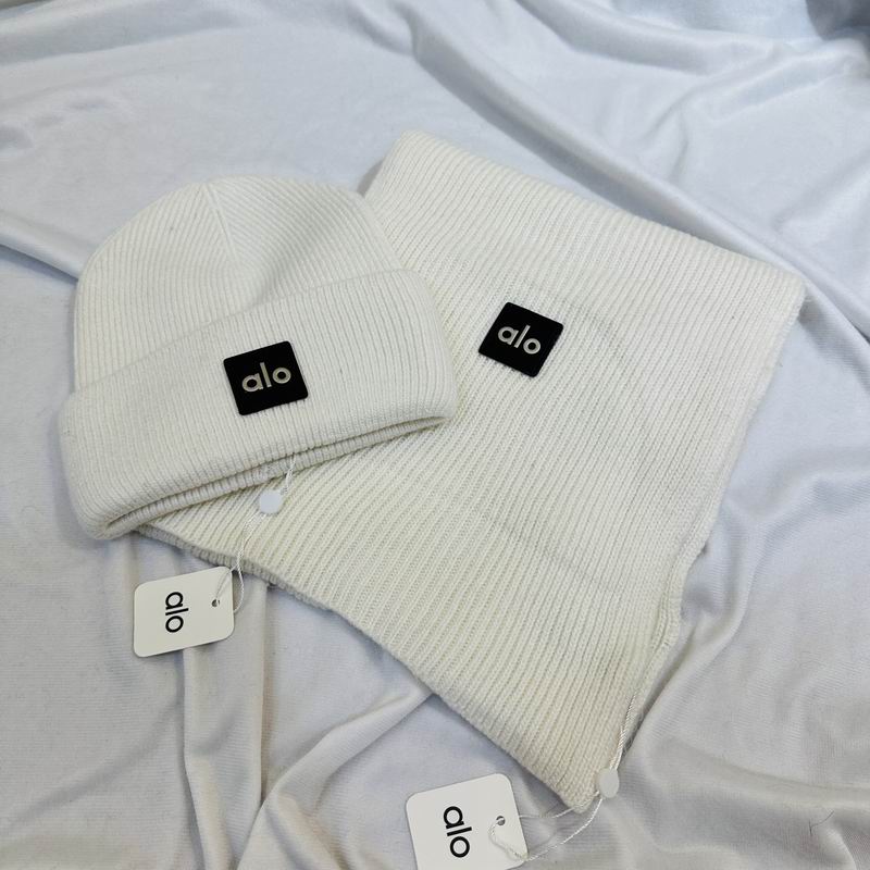 Alo Scarf hat (142)