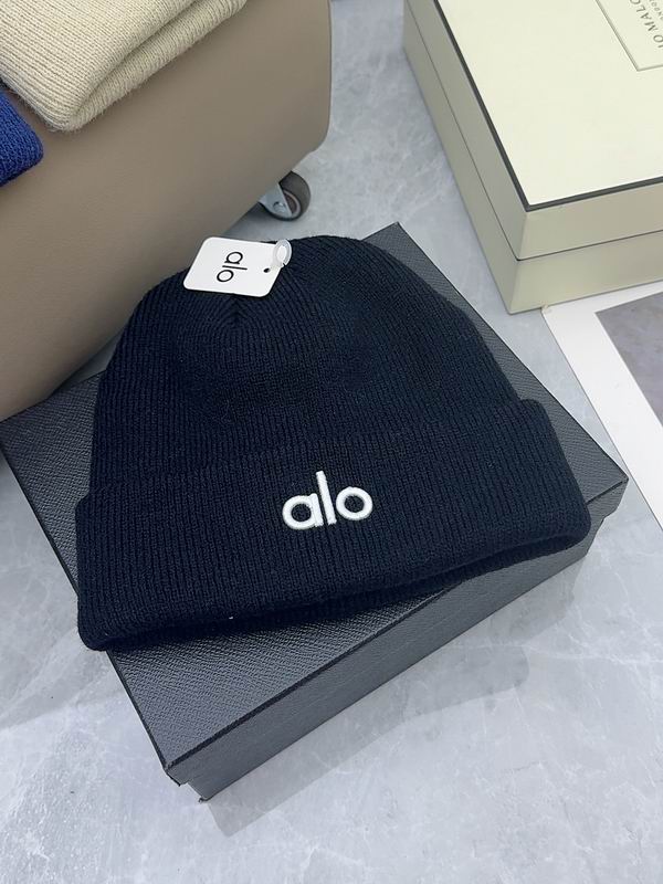 Alo hat (635)