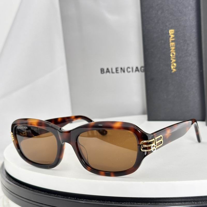 BALENCIAG BB0471SK 55 19-140 E05