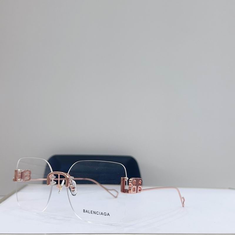 BALENCIAGA MODEL 59 17 140 g06