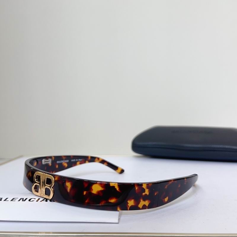 Balenciaga BB804337 140-135 G06