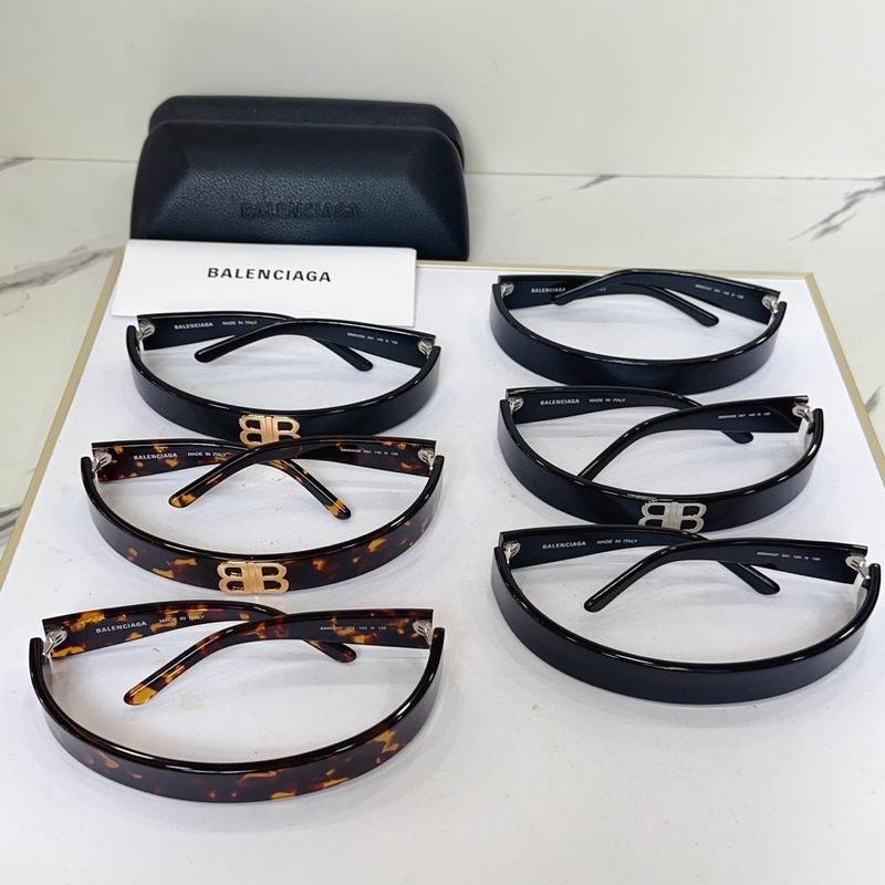 Balenciaga BB804337 140-135 G09