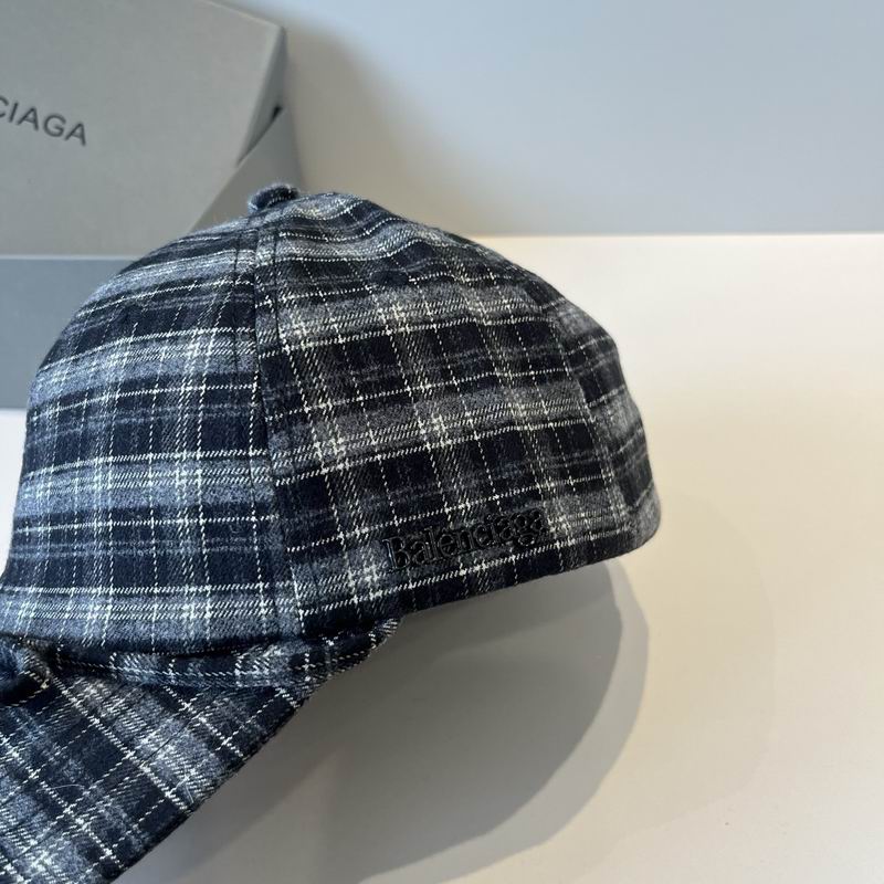 Balenciaga Cap (1001)