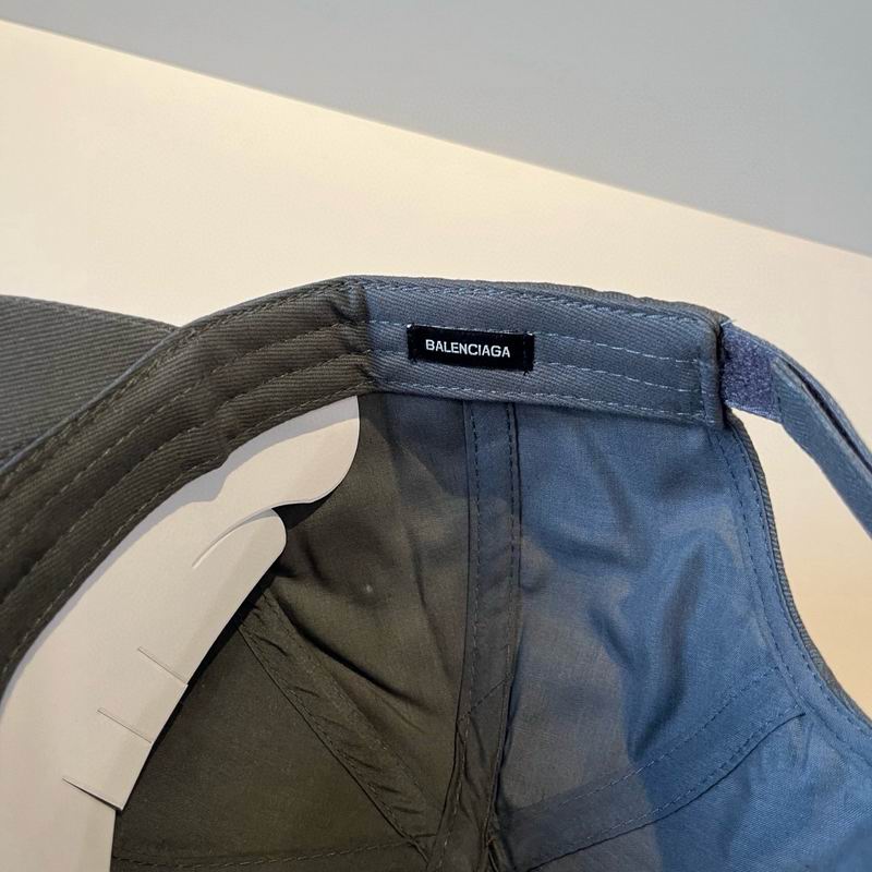 Balenciaga Cap (1007)