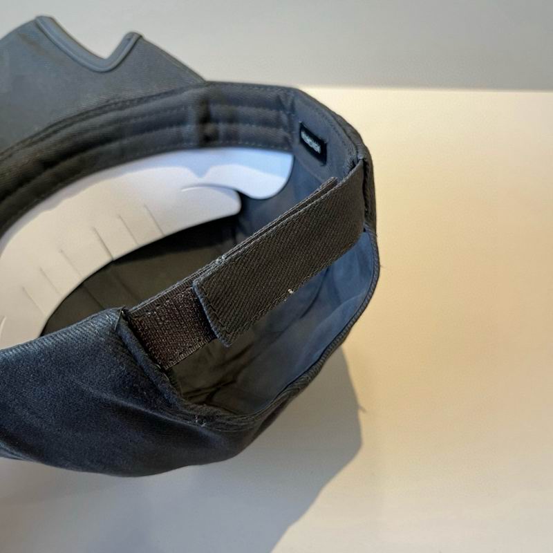 Balenciaga Cap (1008)