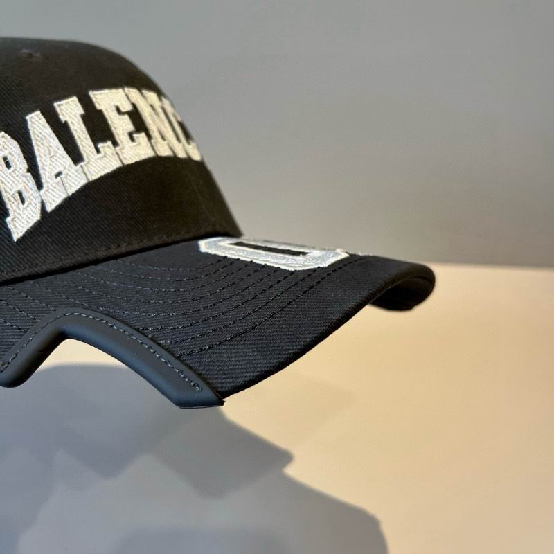 Balenciaga Cap (1009)