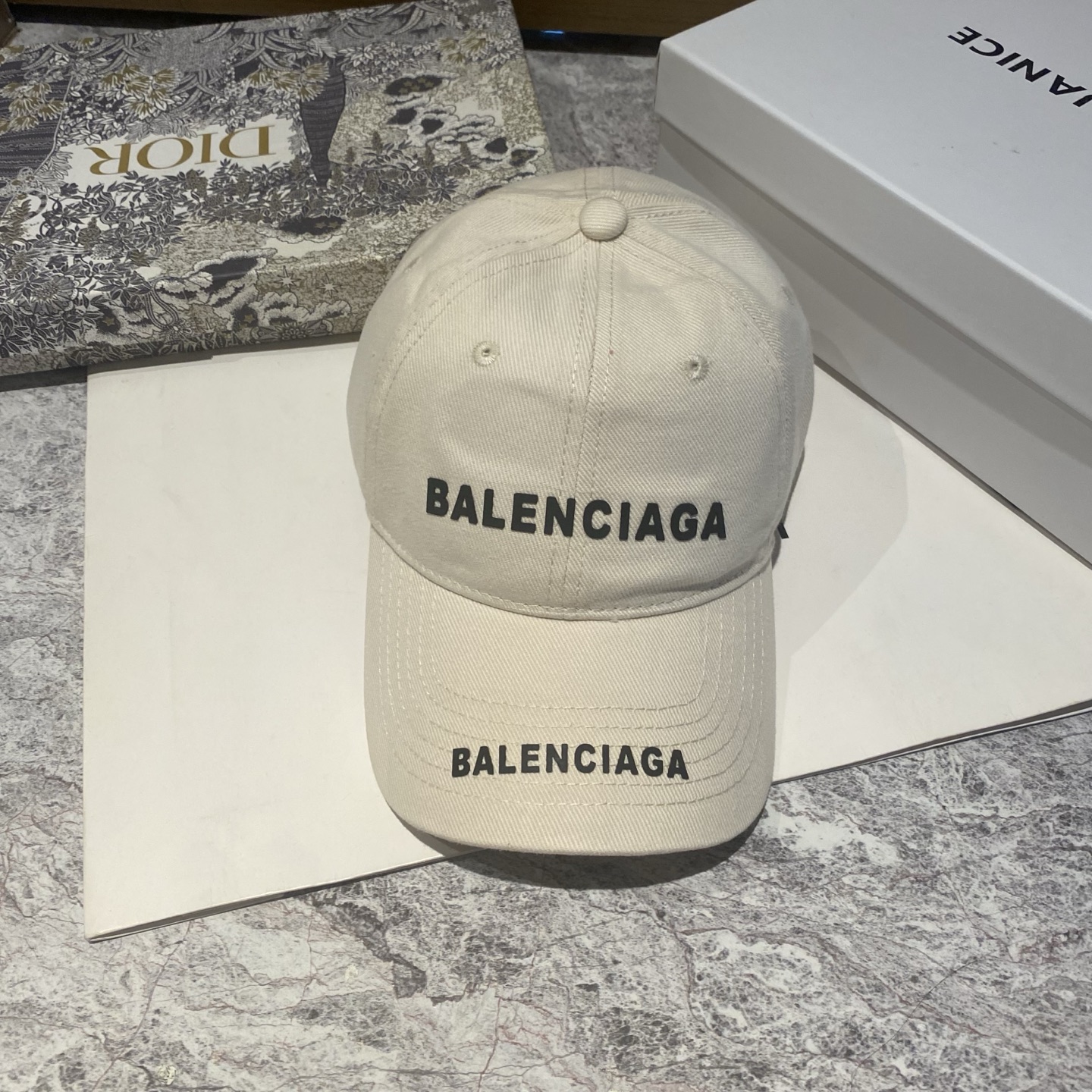 Balenciaga Cap (19)