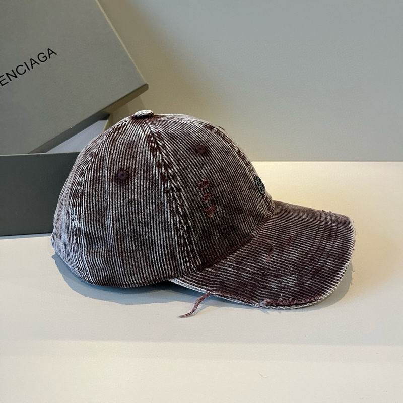 Balenciaga Cap (883)