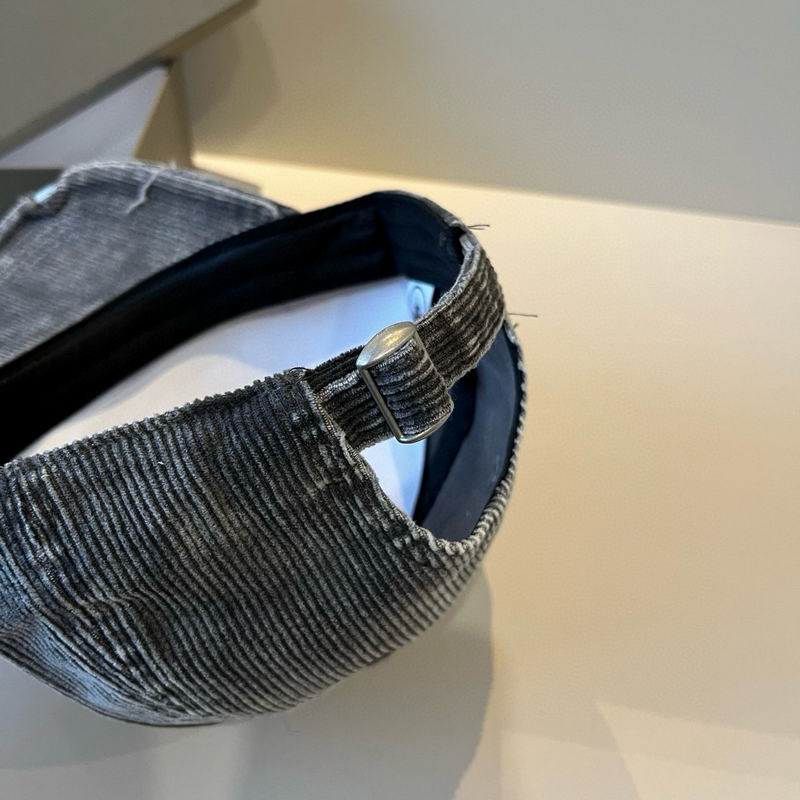 Balenciaga Cap (890)