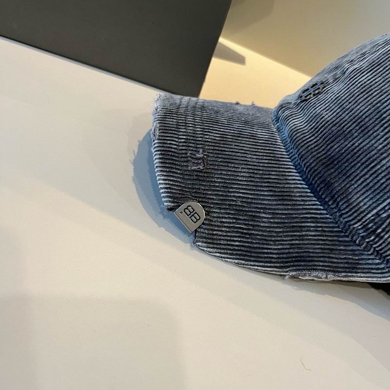 Balenciaga Cap (893)