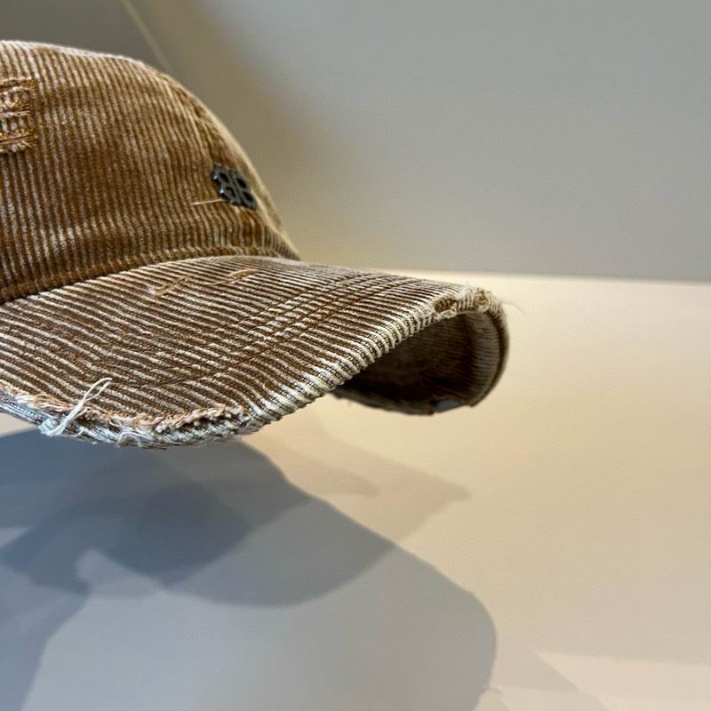 Balenciaga Cap (900)