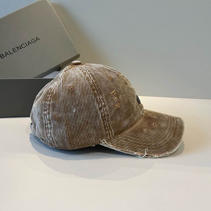 Balenciaga Cap (901)