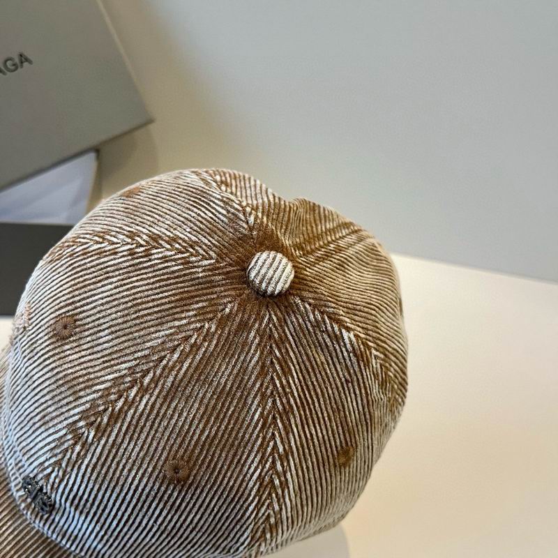 Balenciaga Cap (903)