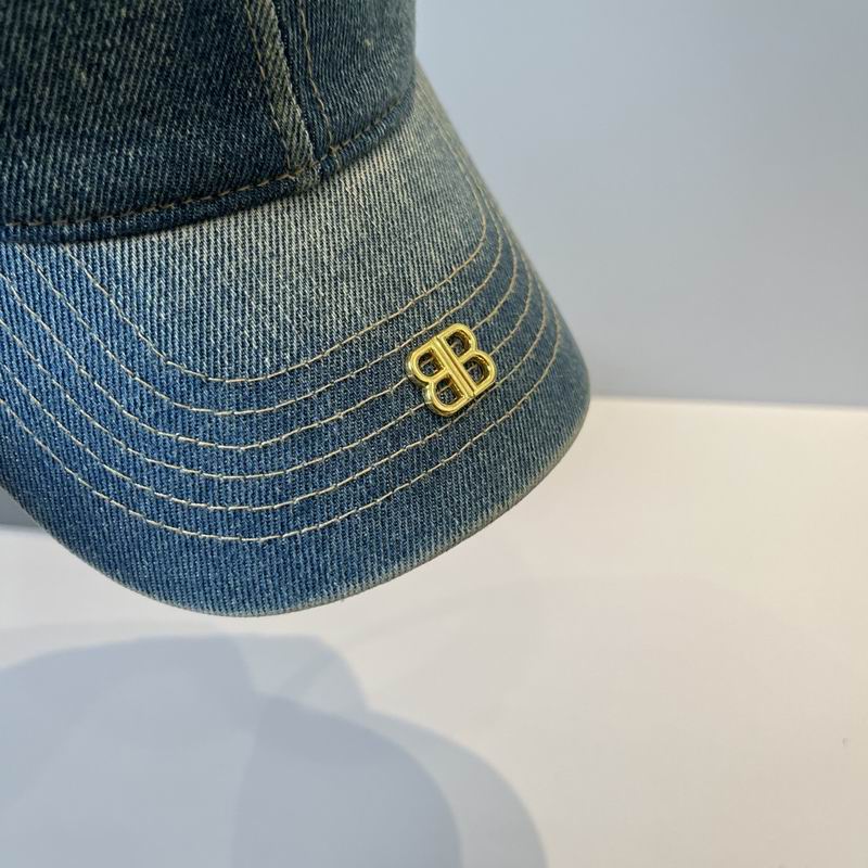 Balenciaga Cap (933)
