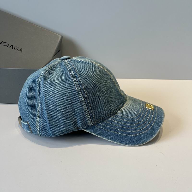Balenciaga Cap (934)