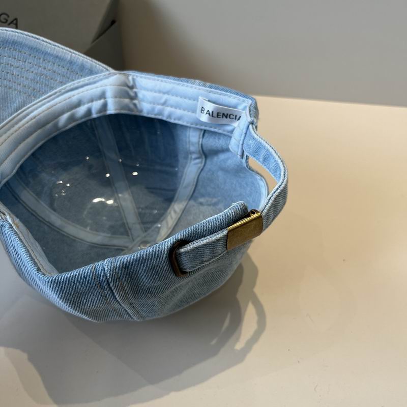 Balenciaga Cap (940)