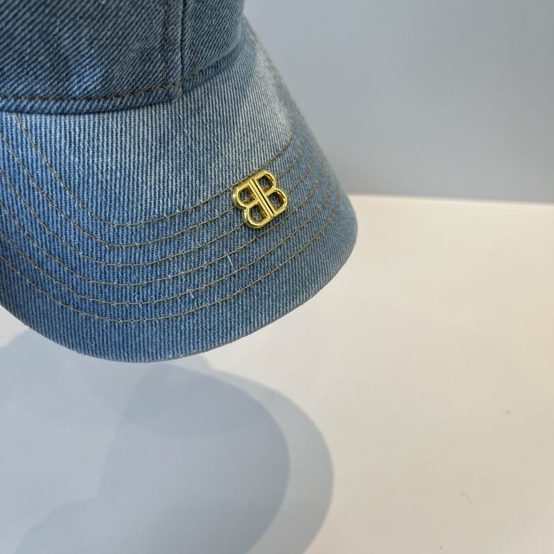 Balenciaga Cap (941)