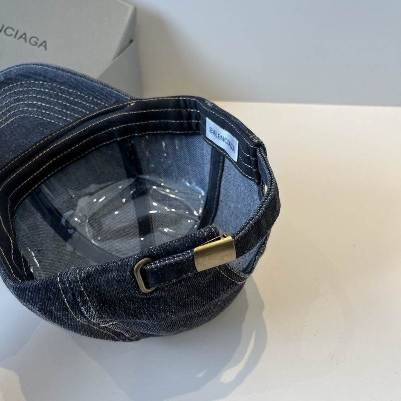 Balenciaga Cap (948)
