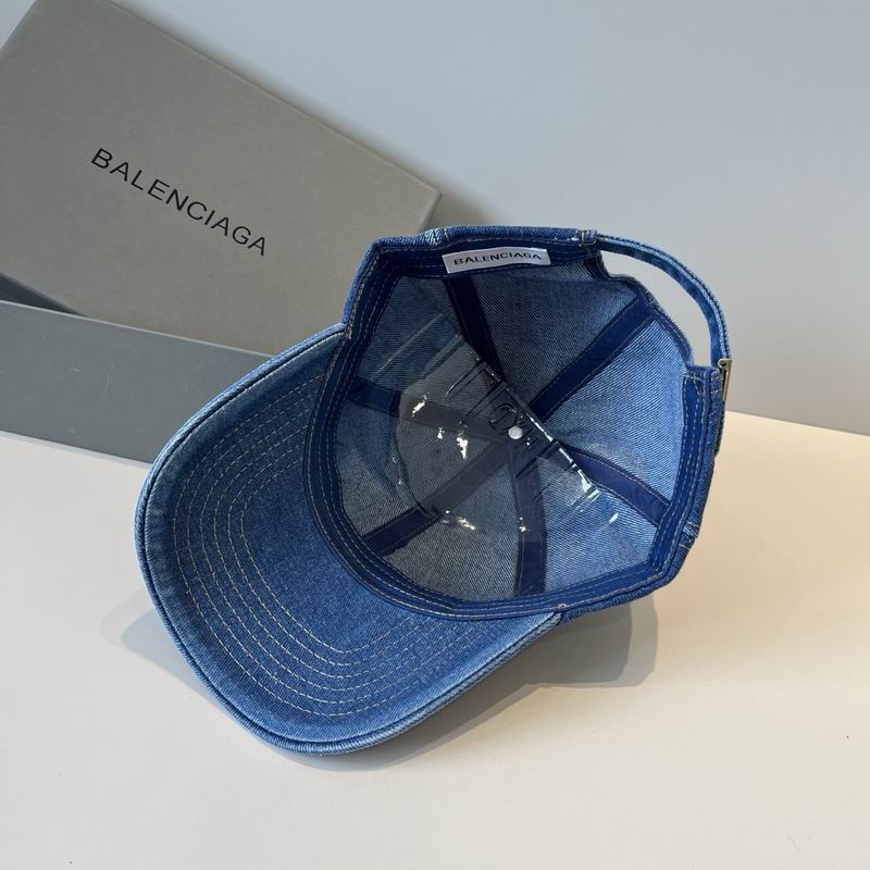 Balenciaga Cap (955)