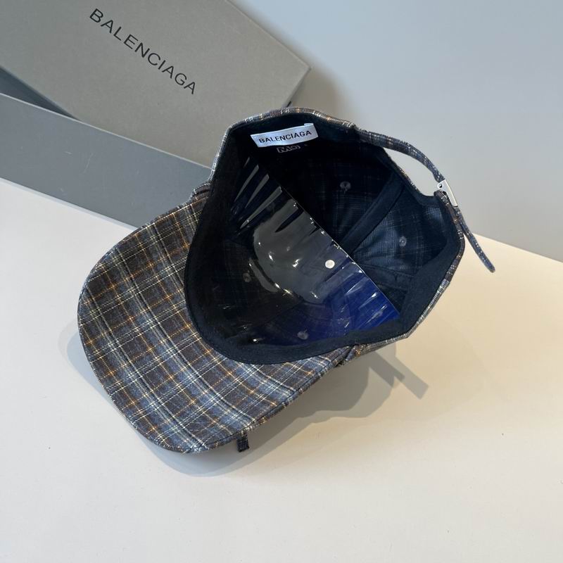 Balenciaga Cap (971)