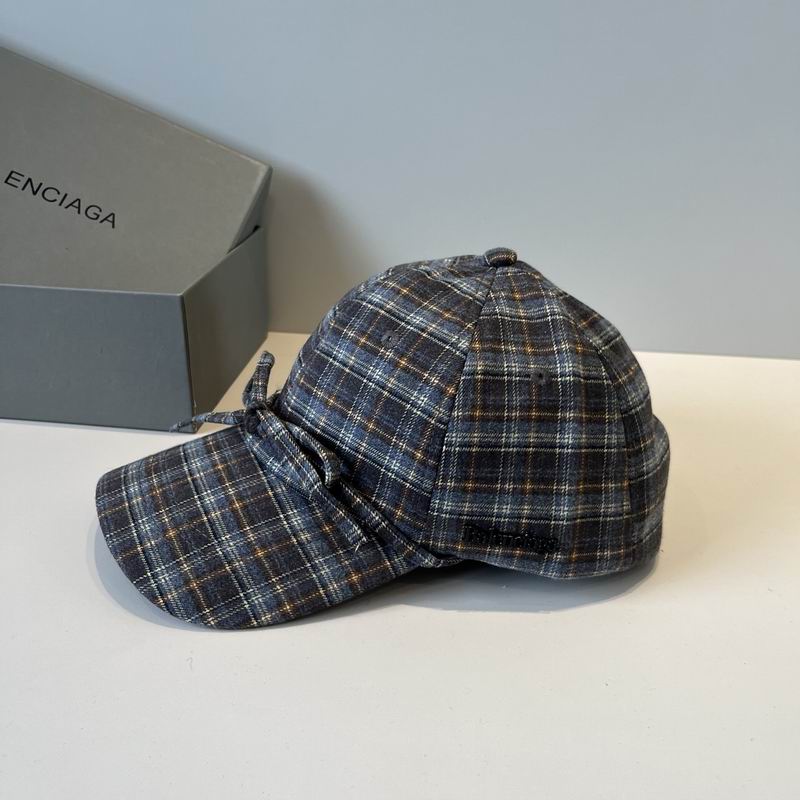 Balenciaga Cap (977)