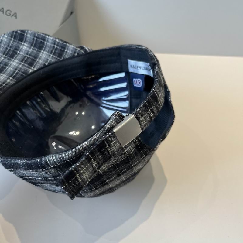 Balenciaga Cap (998)