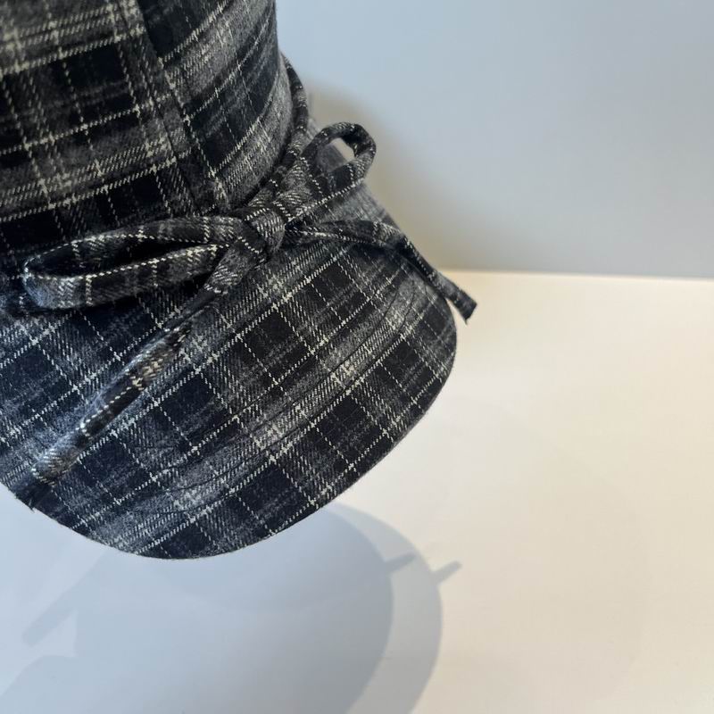 Balenciaga Cap (999)