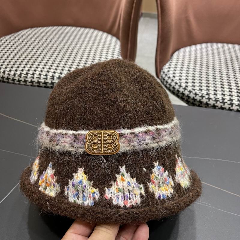 Balenciaga hat (454)