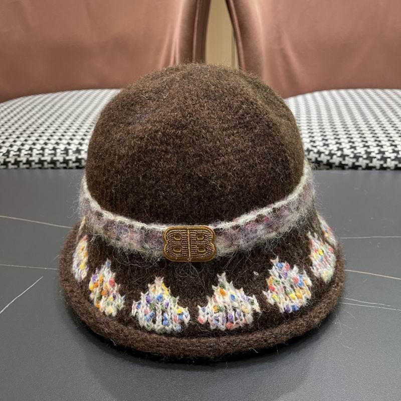 Balenciaga hat (461)