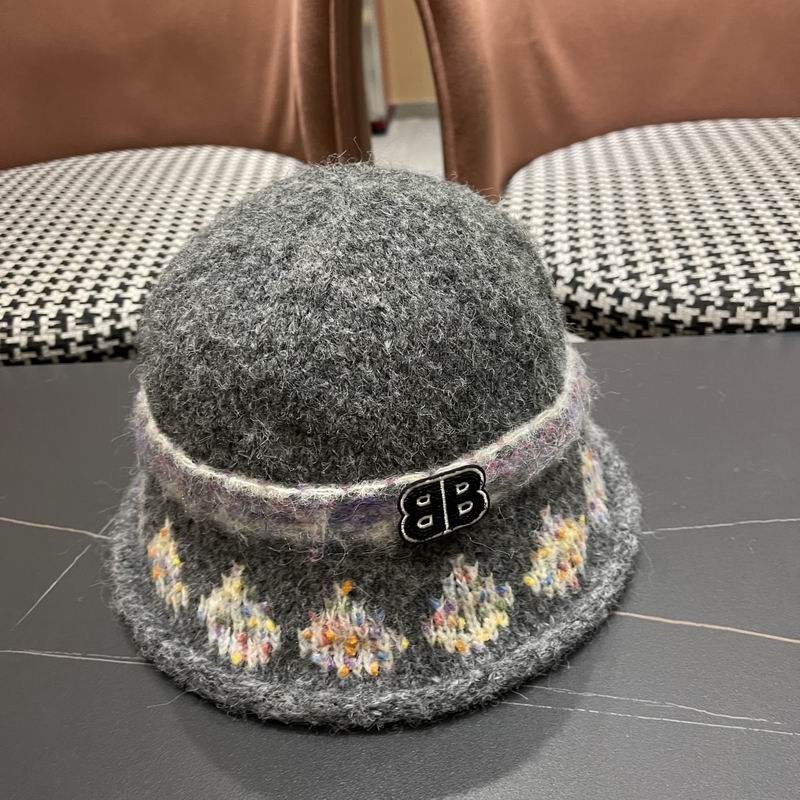 Balenciaga hat (470)