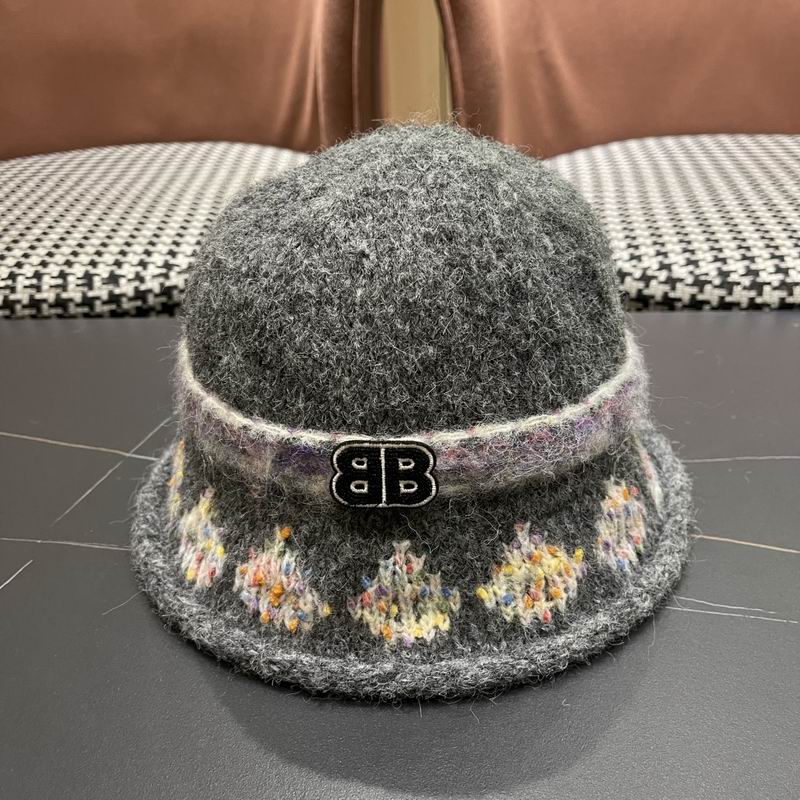 Balenciaga hat (472)