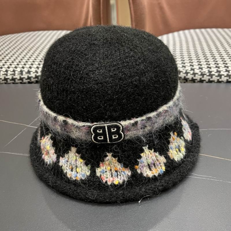 Balenciaga hat (484)