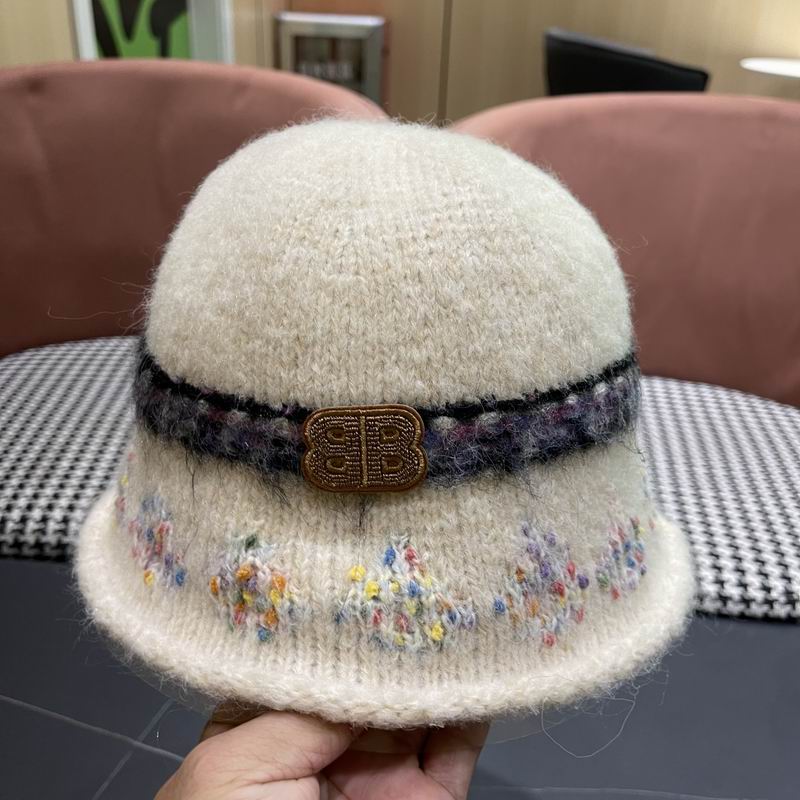 Balenciaga hat (487)