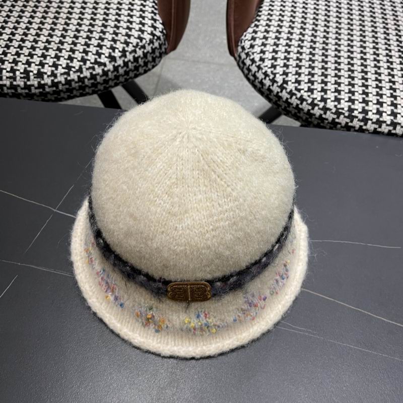 Balenciaga hat (490)