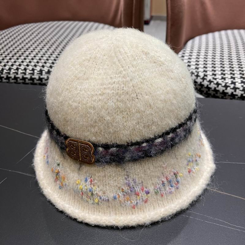 Balenciaga hat (494)