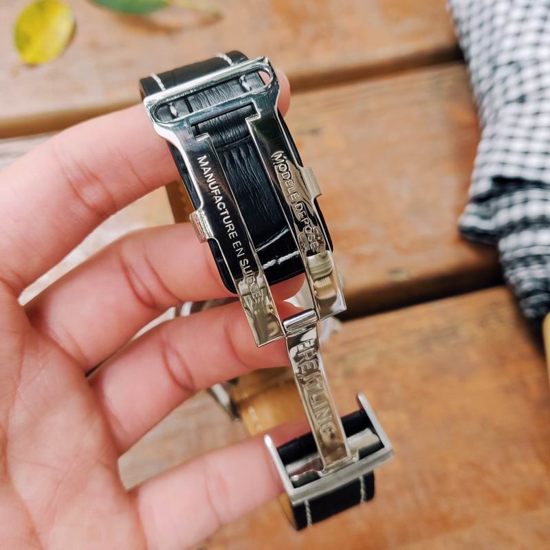 Breitling 43mm 28 (1)