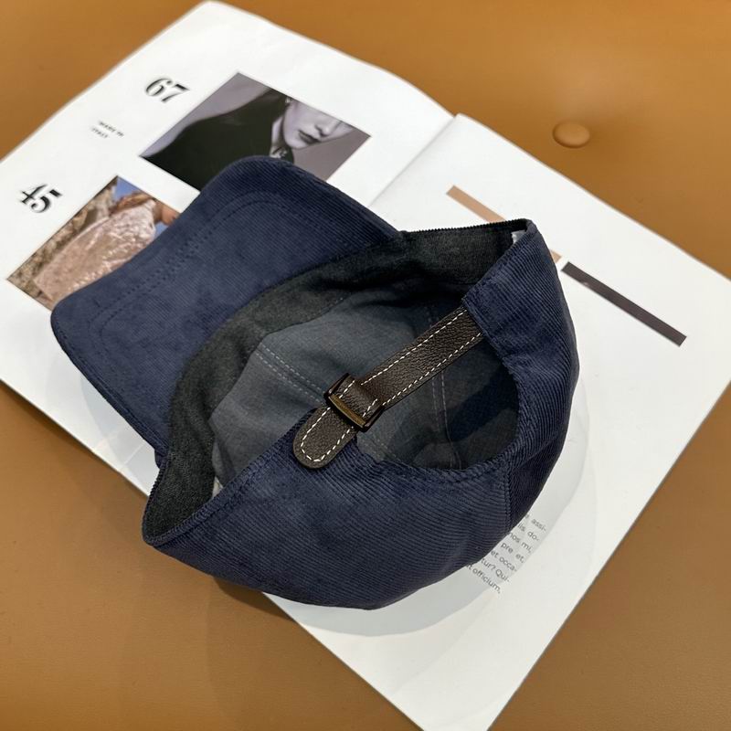 Brunello Cucinelli cap dx (292)