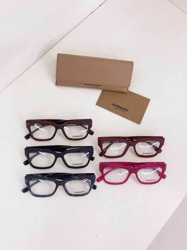 Burberry 93D 53 19-145 b08