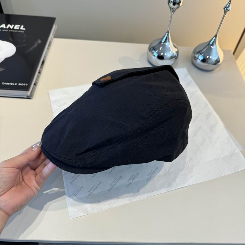 Burberry Beret (108)