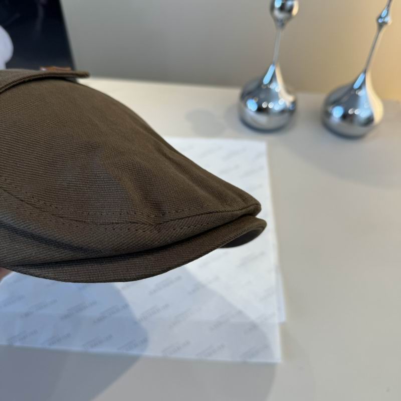 Burberry Beret (118)