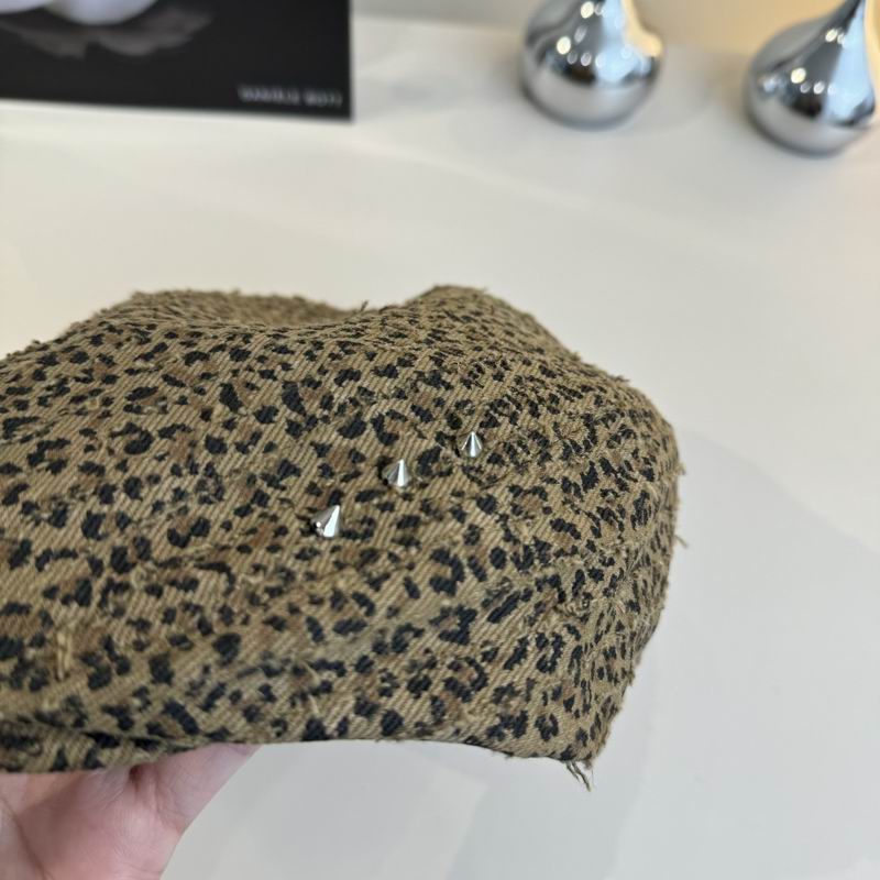 Burberry Beret (388)