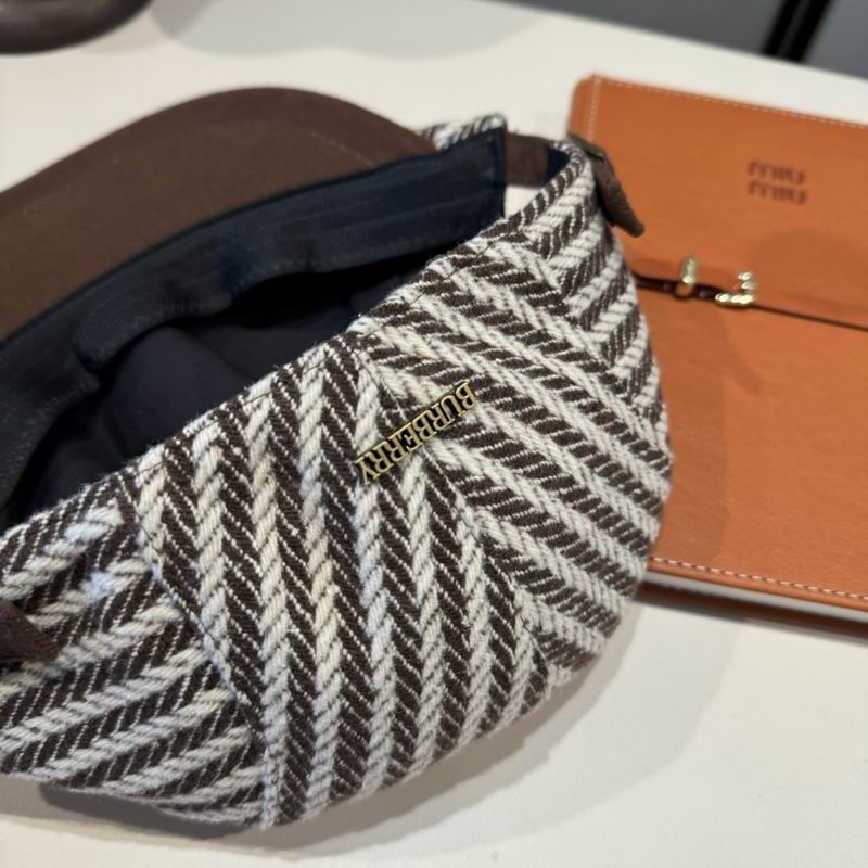 Burberry Beret (575)