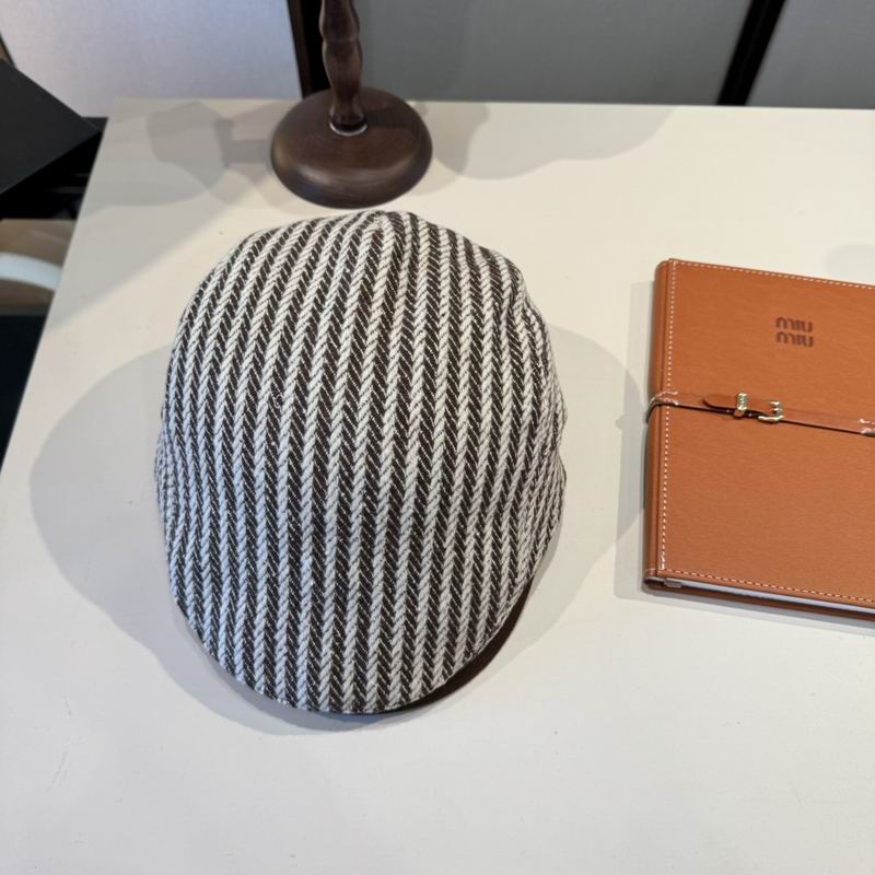 Burberry Beret (578)