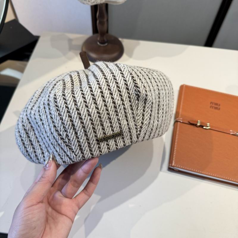 Burberry Beret (588)