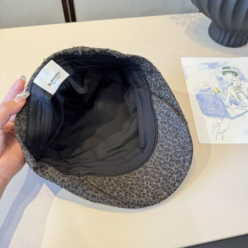 Burberry Beret (627)